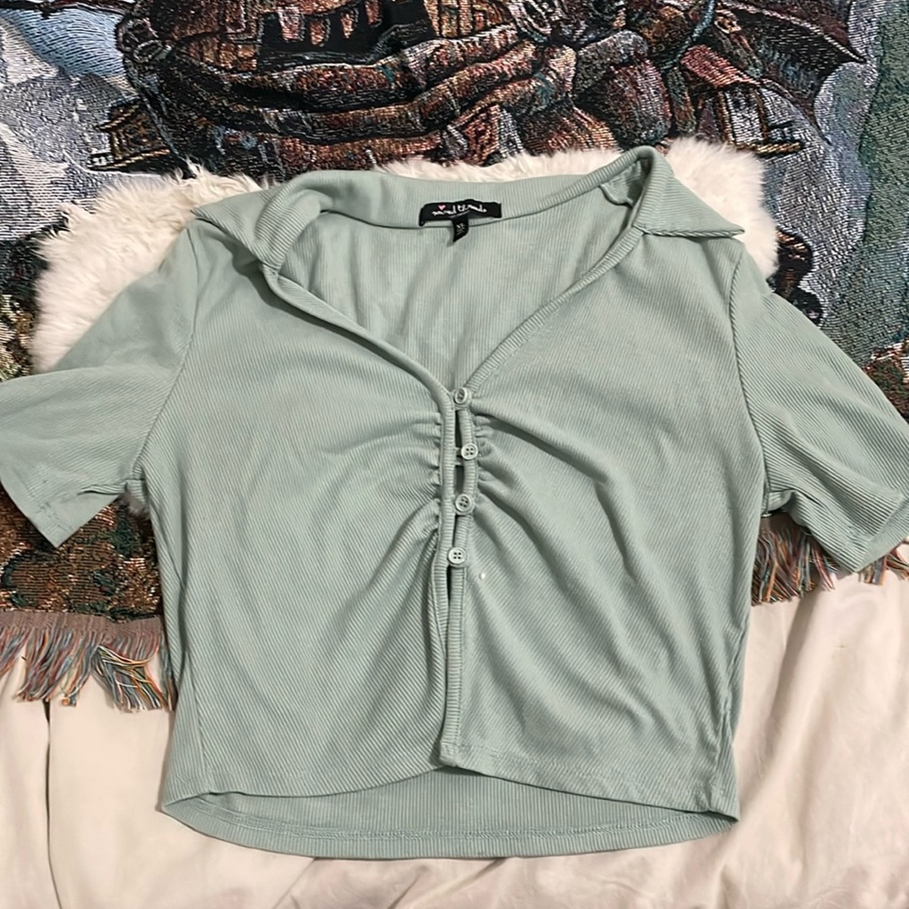 Light Green Collared Button Up Blouse